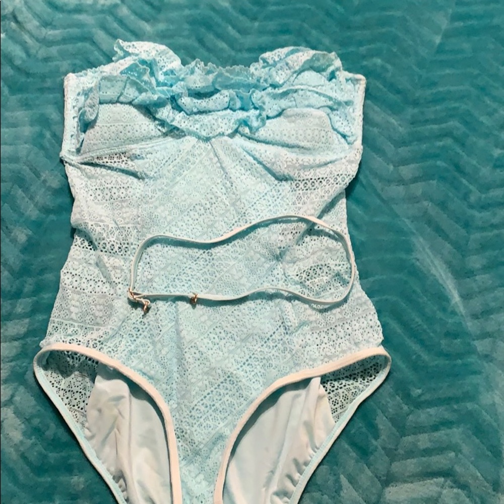 One piece bathing suit